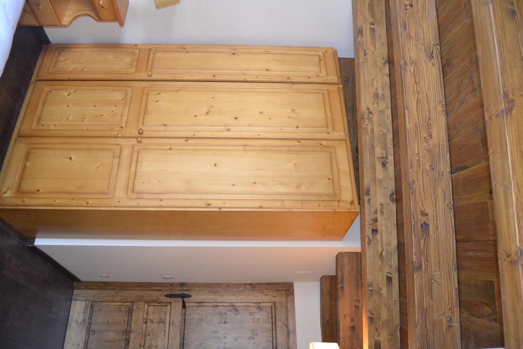 Hostal La Muntanya Castellar De N'Hug Exterior photo